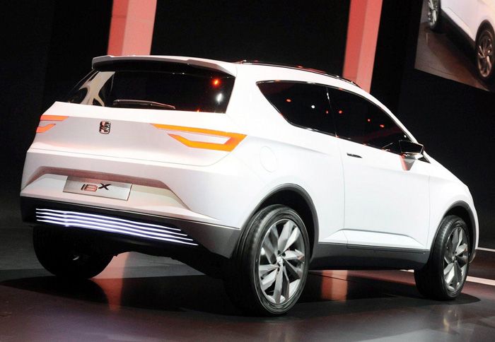 Σε αντίθεση με το πρωτότυπο, το Seat IBX παραγωγής θα είναι πεντάθυρο.